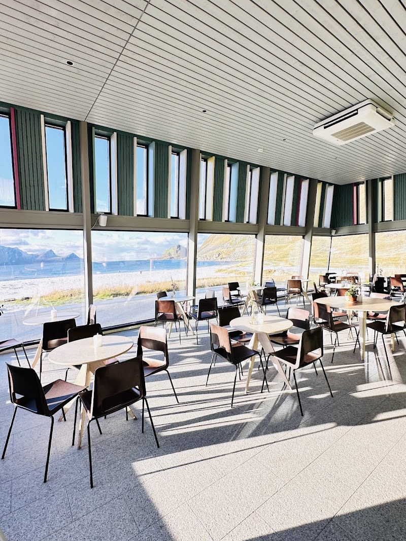 Haukland Beach Café - Haukland Beach Café, Uttakleivveien 72, 8370 Leknes, Norway