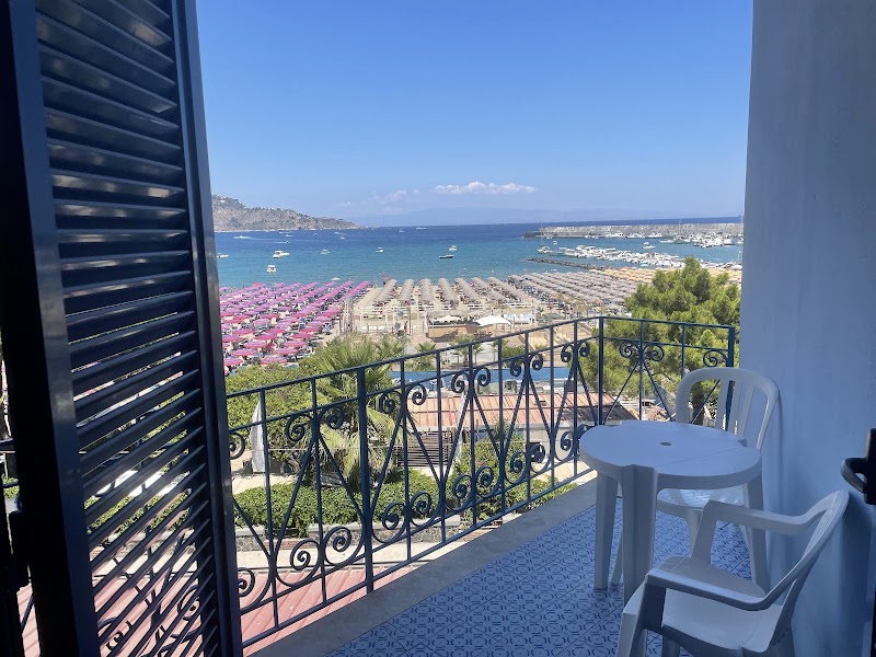 Sporting Baia Hotel - Villa Athena - Sporting Baia Hotel - Villa Athena Via Schisò, 98035 Giardini Naxos ME, Italy