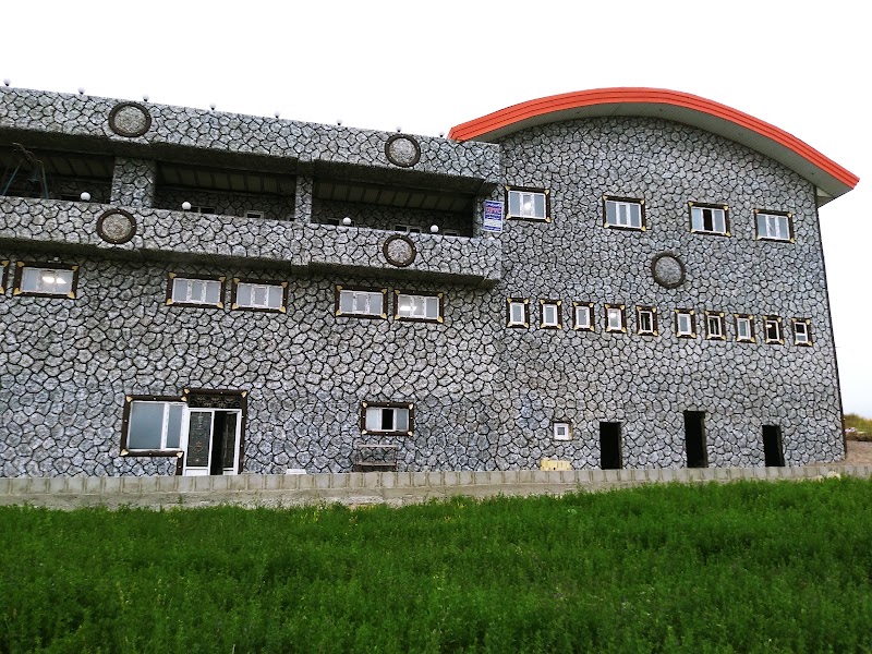 Qaynar Savalan natural spa complex - Qaynar Savalan natural spa complex, 7MJX+RW5, Dizo, Ardabil Province, Iran