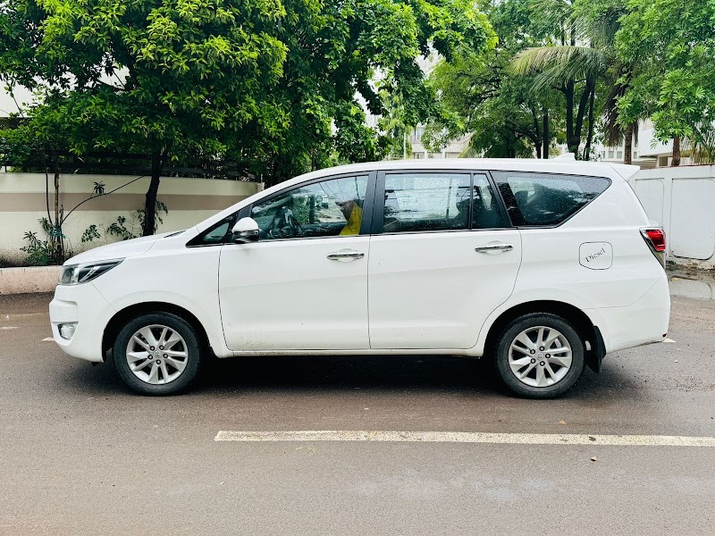 One way taxi - One way taxi 2HVQ+HW3, BAPS Cir, Jain Colony, Shahibag, Ahmedabad, Gujarat 380004, India