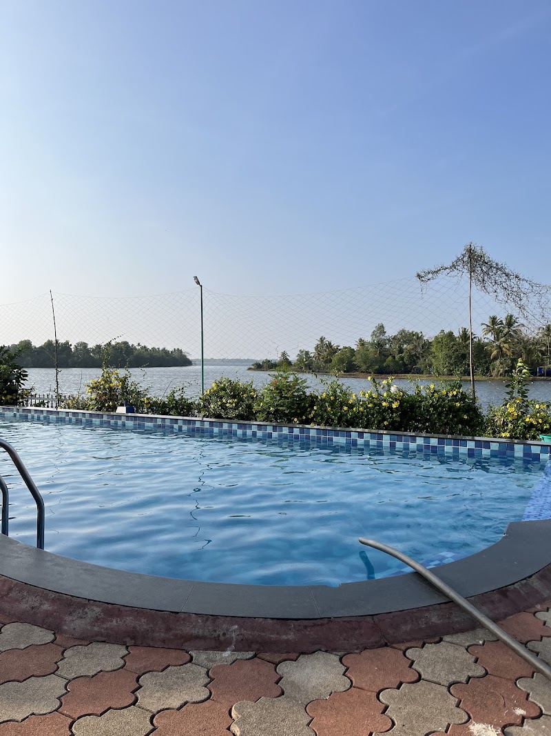 Kalathil Lake Resort - Kalathil Lake Resort Near Indo American Hospital, Chemmanakary, Akkarappadam (Post), Vaikom, Kottayam, Kerala South India, Pin, Maravanthuruthu, Kerala 686143, India