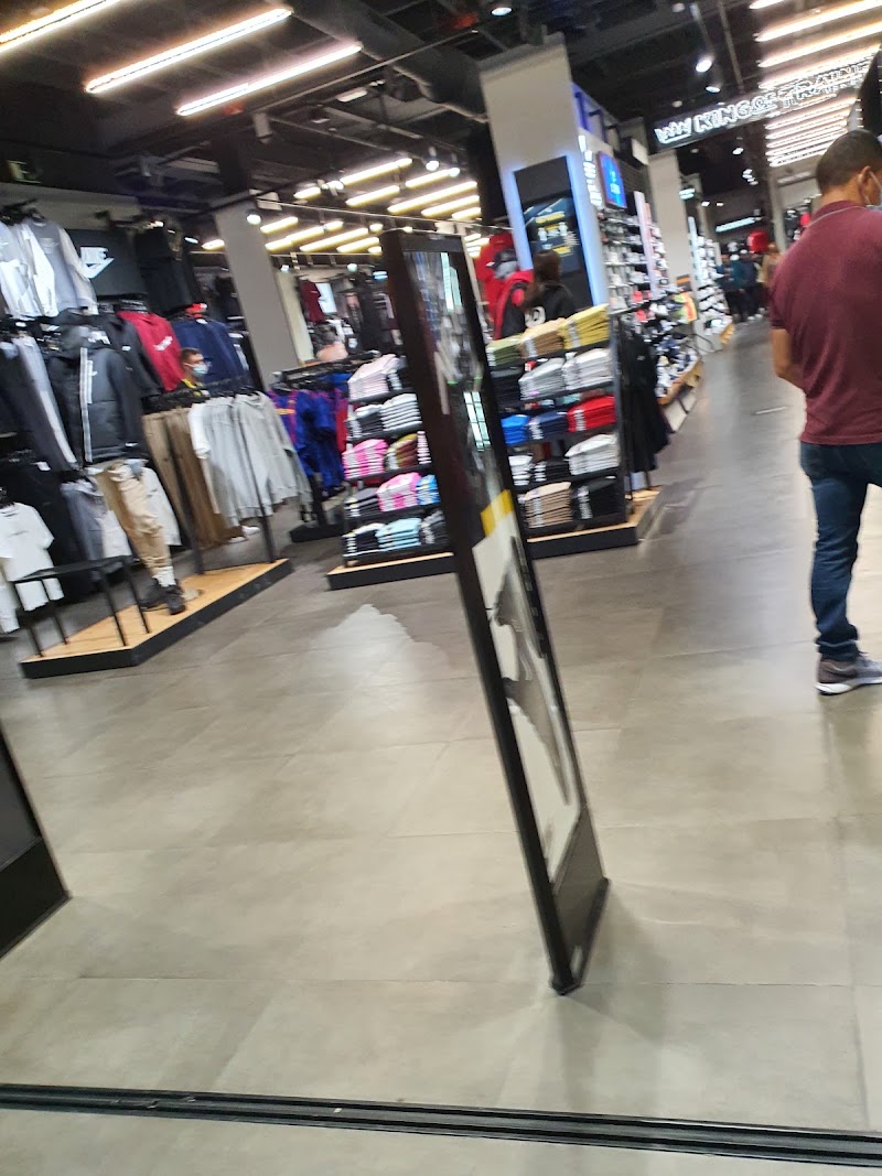 JD Sports - JD Sports, Westfield | Glòries, Av. Diagonal, 208, Sant Martí, 08018 Barcelona, Spain