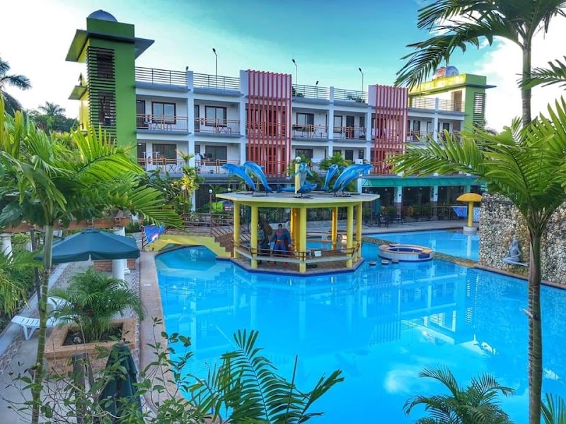 Moalboal Tropics