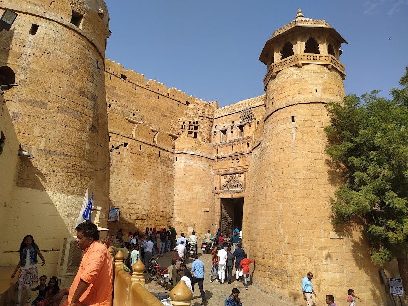 Jaisalmer Fort - Jaisalmer Fort Dhibba Para, Manak Chowk, Amar Sagar Pol, Jaisalmer, Rajasthan 345001, India