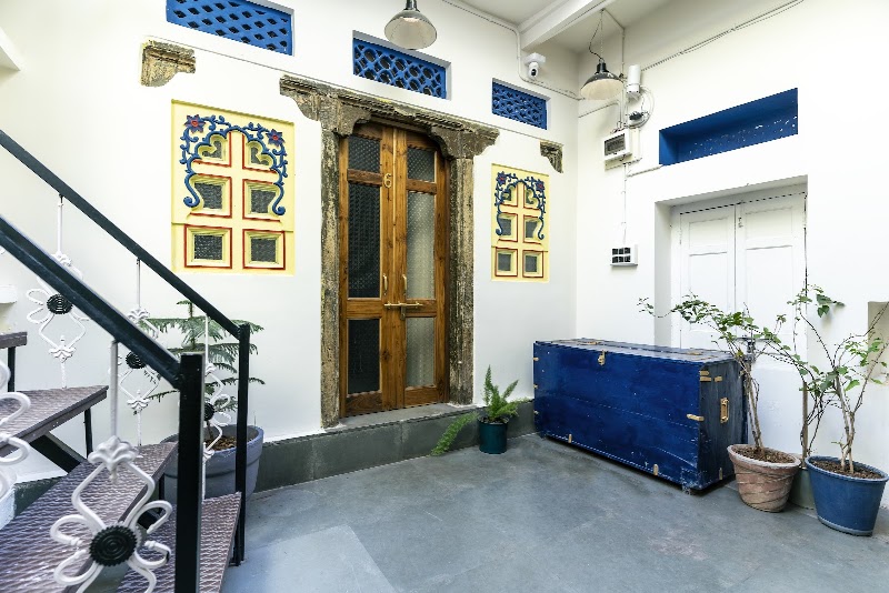 Barefoot Boutique - Barefoot Boutique 59, Gangaur Ghat Marg, Hotel Gangaur Palace, Silawatwari, Udaipur, Rajasthan 313004, India