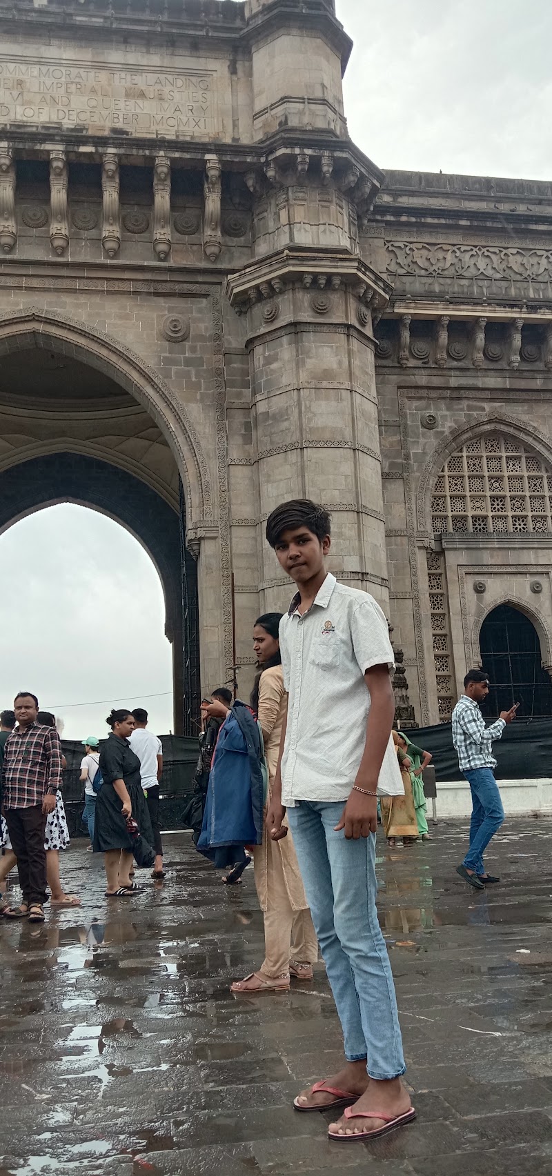 Chhatrapati Shivaji Terminus - Chhatrapati Shivaji Terminus Fort, Mumbai, Maharashtra 400001, India