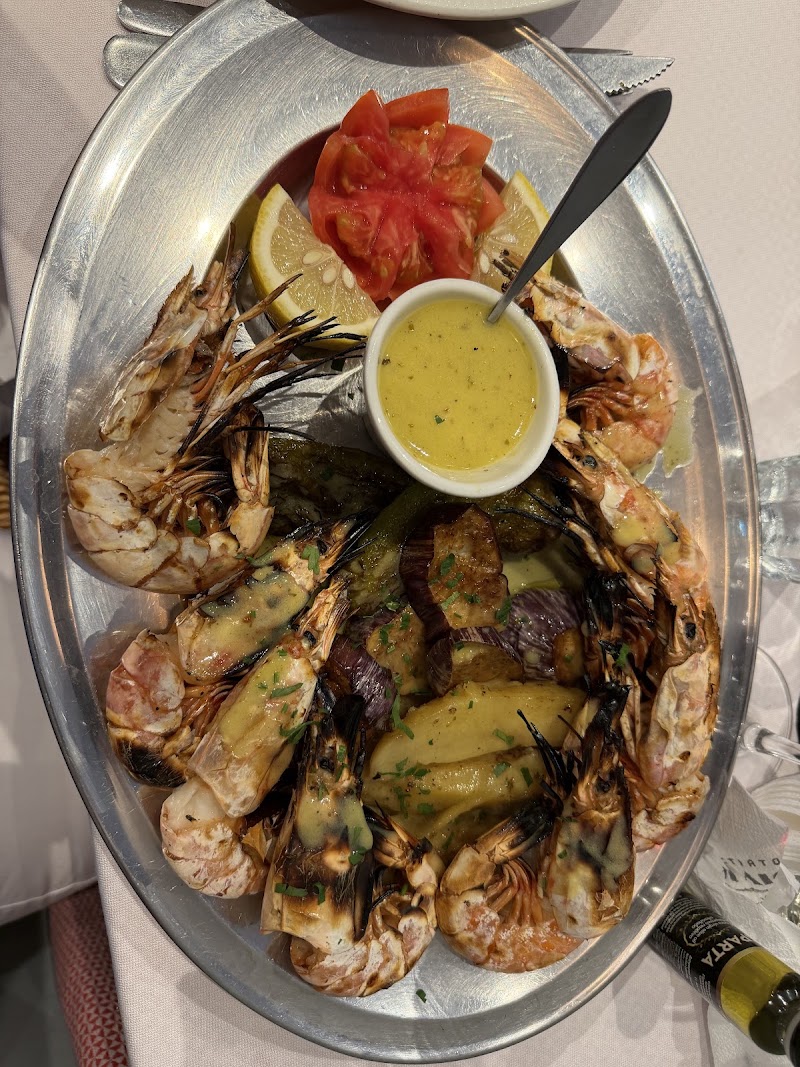 LIONDI Traditional Greek Restaurant - LIONDI Traditional Greek Restaurant, Makrigianni 19-21, Athina 117 42, Greece
