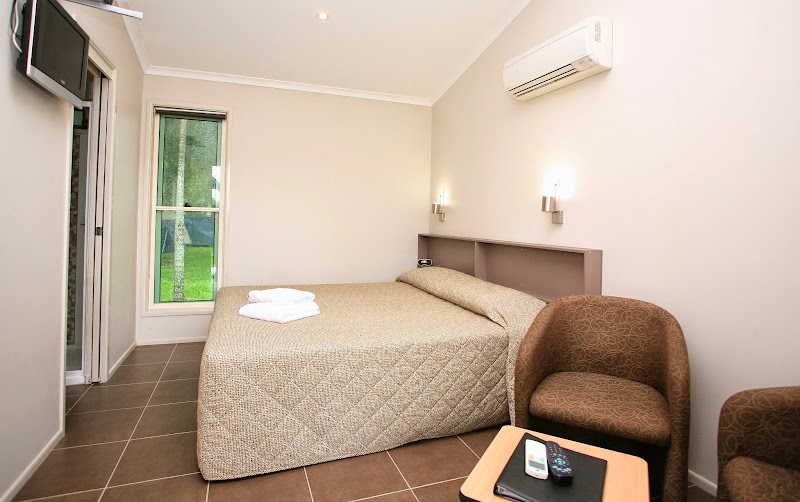 NRMA Cairns Holiday Park - NRMA Cairns Holiday Park 12-30 Little St, Manunda QLD 4870, Australia