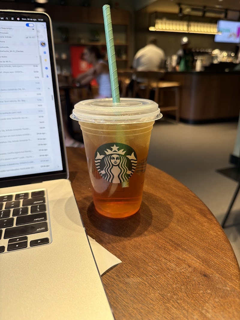 Starbucks - Starbucks, Ed. Regents Park - Av. Brig. Faria Lima, 1931 - Jardim Paulistano, São Paulo - SP, 01451-001, Brazil