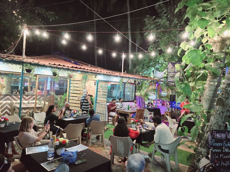 THE OLIVE'S MULTI CUISINE AC RESTAURANT PALOLEM GOA - THE OLIVE'S MULTI CUISINE AC RESTAURANT PALOLEM GOA maine Street, opposite sobit sarovar, Palolem, Canacona, portico, Goa 403702, India
