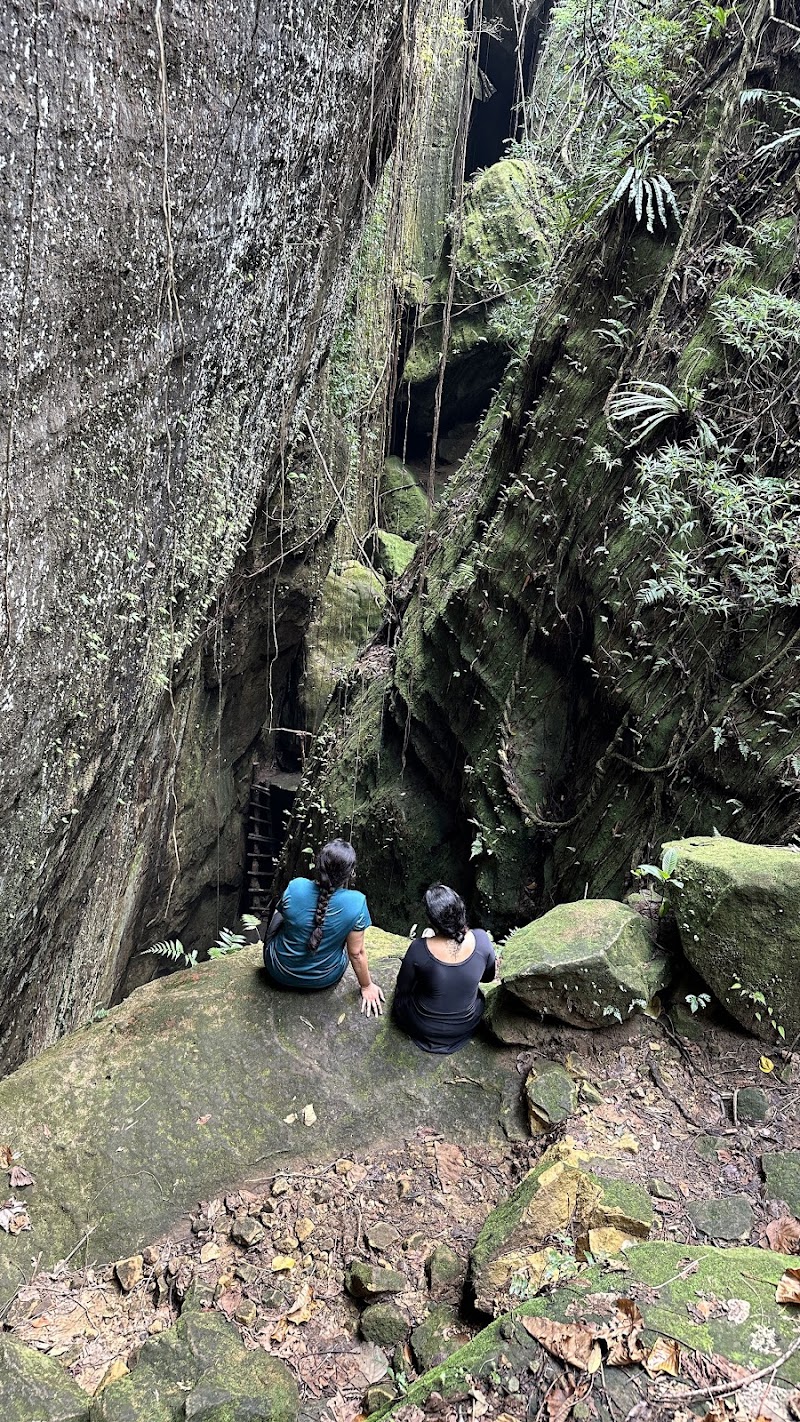 Mawlyngbna Adventure Guide - Mawlyngbna Adventure Guide, Mawlyngbna, Māwsynrām, Meghalaya 793113, India