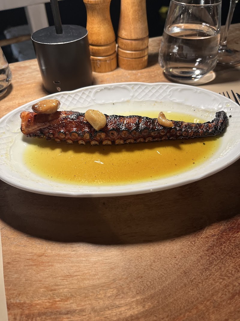 Nostos Seafood Experience - Nostos Seafood Experience Adama-Zephyria, Adamas 848 00, Greece