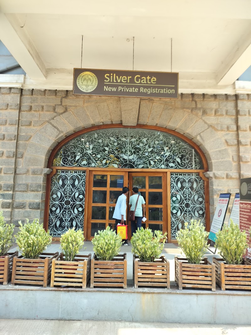 Vellore CMC Hospital - Vellore CMC Hospital W4FP+Q82 Christian Medical College, IDA Scudder Rd, Vellore, Tamil Nadu 632004, India