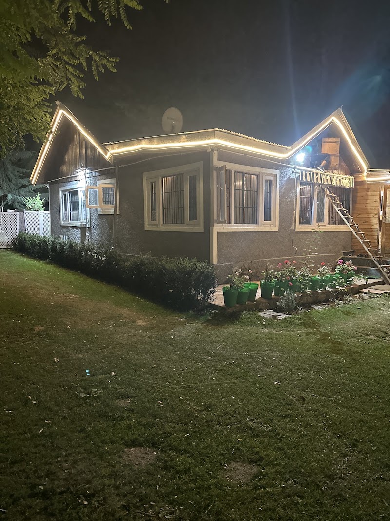 The Riverside Cottage Pahalgam - The Riverside Cottage Pahalgam Langanbal, Pahalgam, 192126