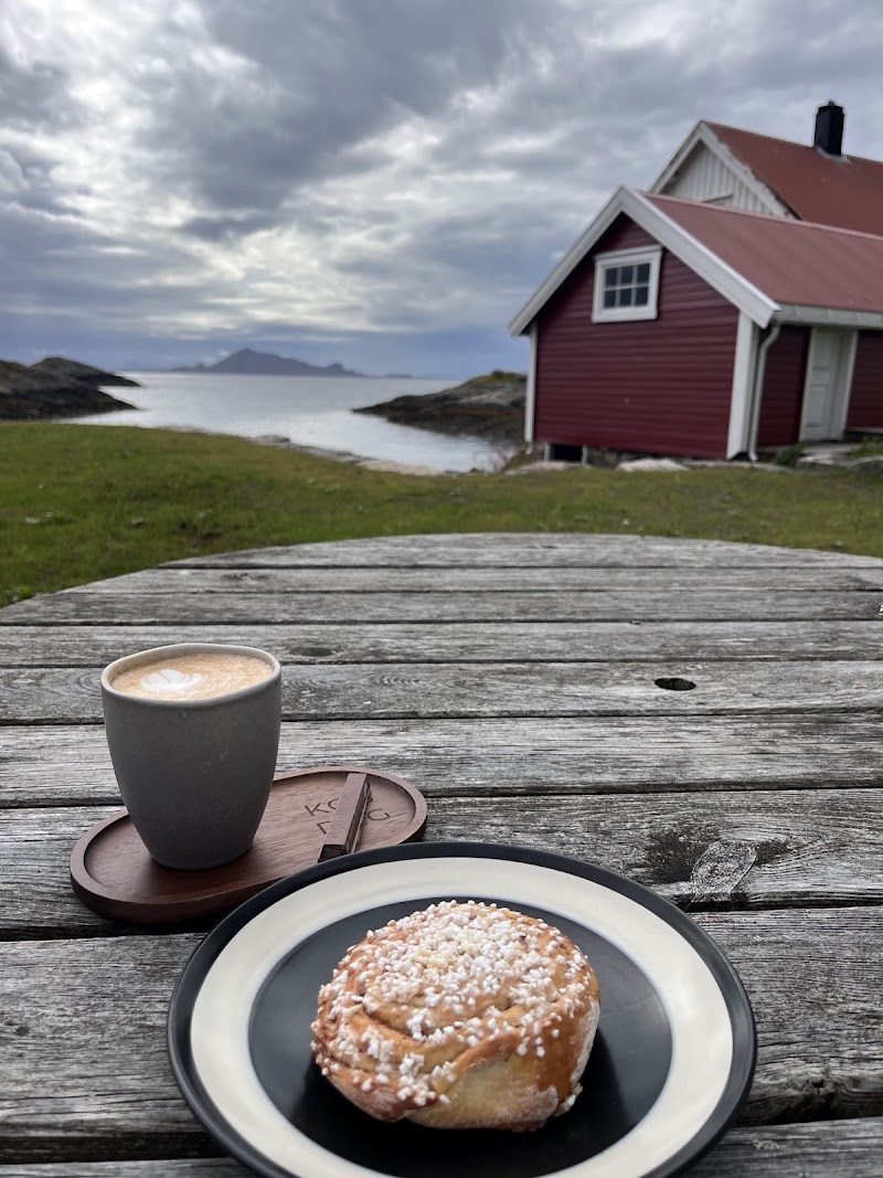 KOS Lofoten Café - KOS Lofoten Café, Bernt Salvesens vei 2, 8300 Svolvær, Norway