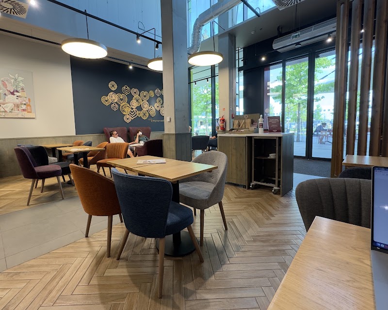 Costa Coffee - Costa Coffee, OC Spektrum, Obchodní 113, 251 01 Čestlice-Říčany u Prahy, Czechia