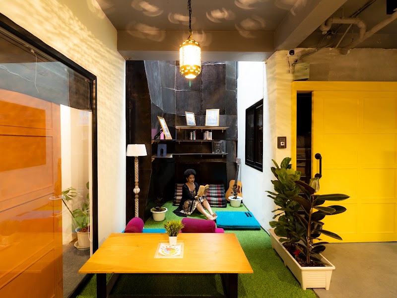 Khaosan Social Capsule Hostel - Khaosan Social Capsule Hostel 147, 14 Tani, Khwaeng Talat Yot, Khet Phra Nakhon, Krung Thep Maha Nakhon 10200, Thailand