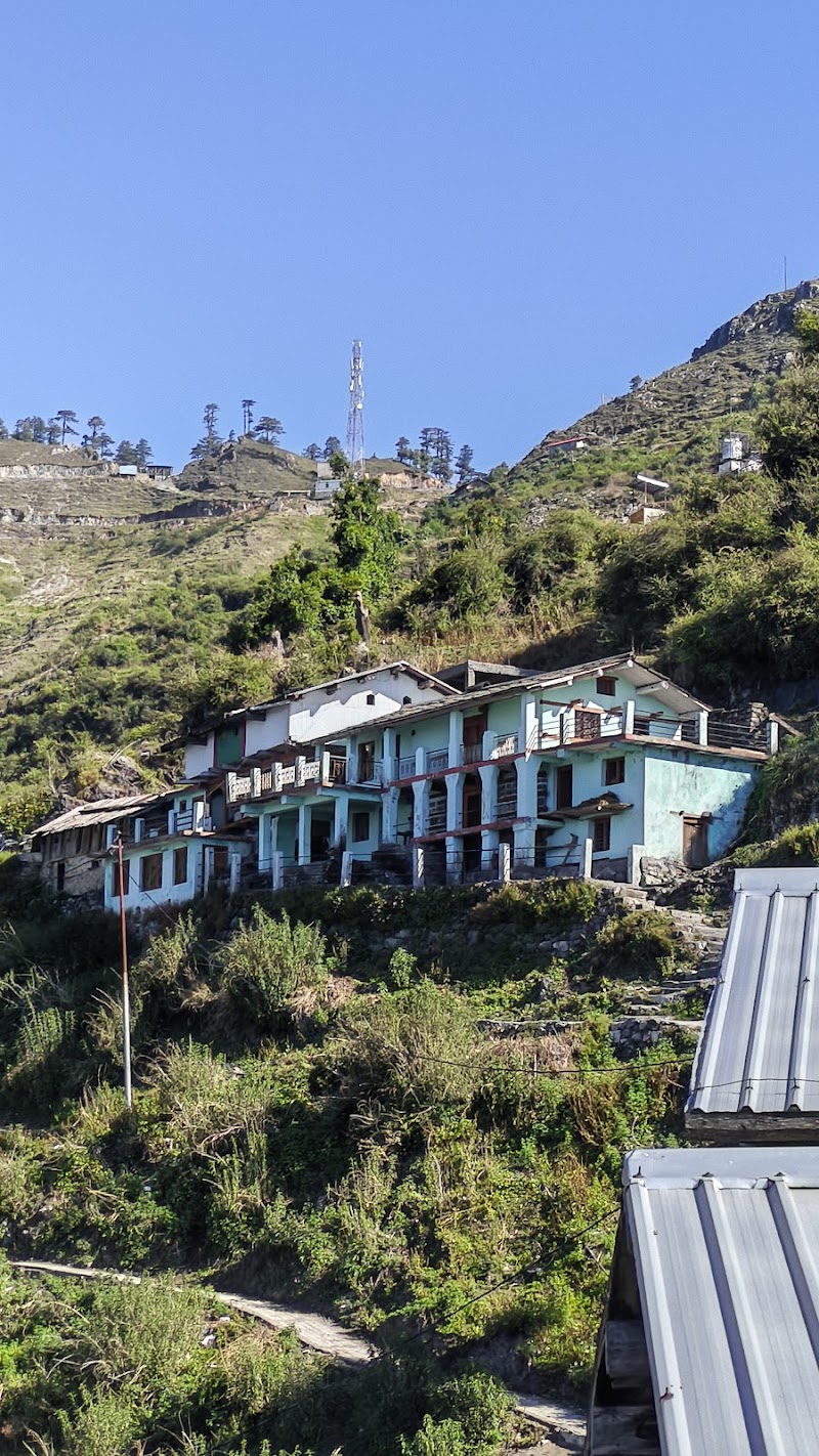 Lohari lokhandi - Lohari lokhandi, PV29+JRW, Chakrata, Uttarakhand 248123, India