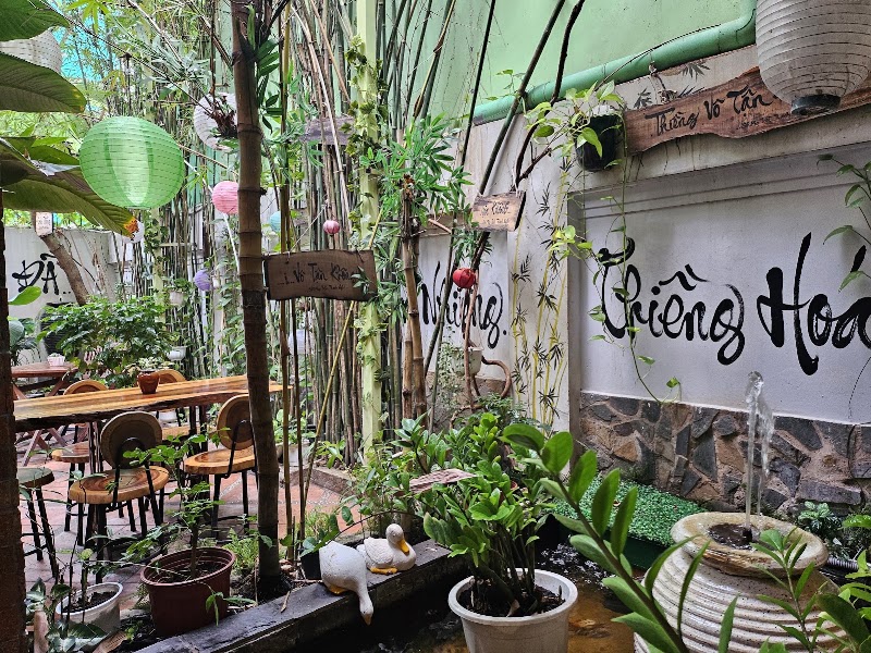 Nhà hàng chay Phương Mai - Nhà hàng chay Phương Mai 82/86F, Võ Thị Sáu, Quận 1, Hồ Chí Minh, Vietnam