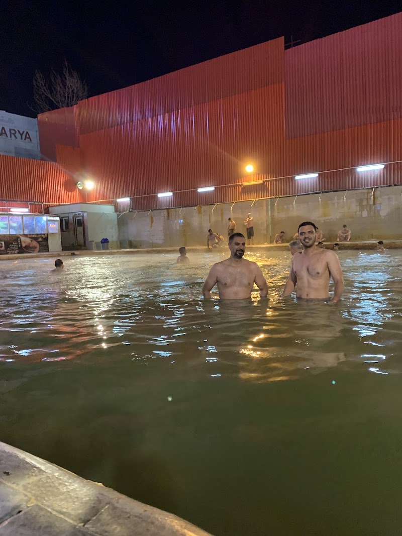 Gavmish goli mineral hot water pool - Gavmish goli mineral hot water pool, 532G+M2R, Sareyn, Ardabil Province, Iran