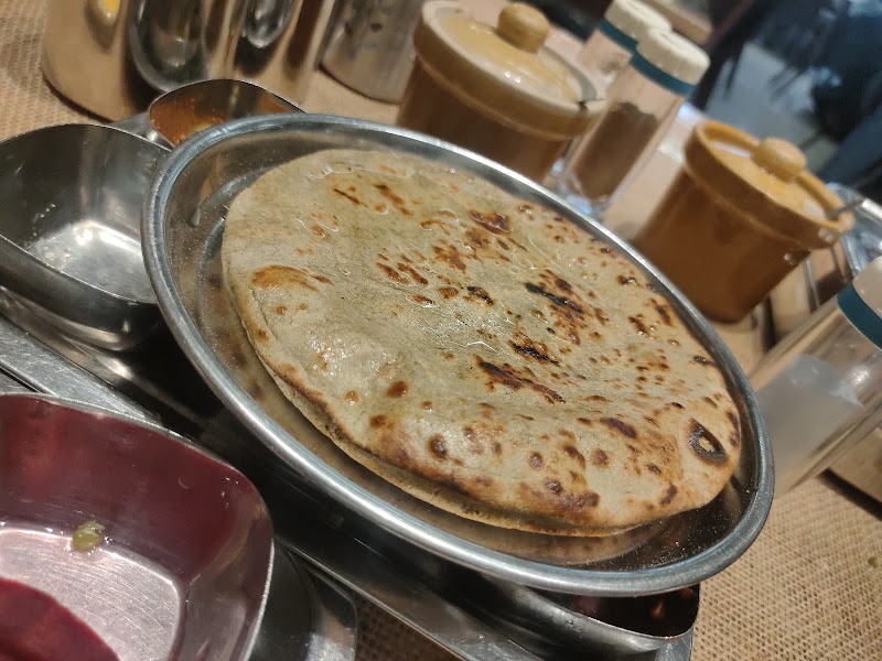 Shree Khodiyar Kathiyawadi Dhaba - Shree Khodiyar Kathiyawadi Dhaba, 5QQH+X5J, Green City Rd, Pal Gam, Surat, Gujarat 394510, India