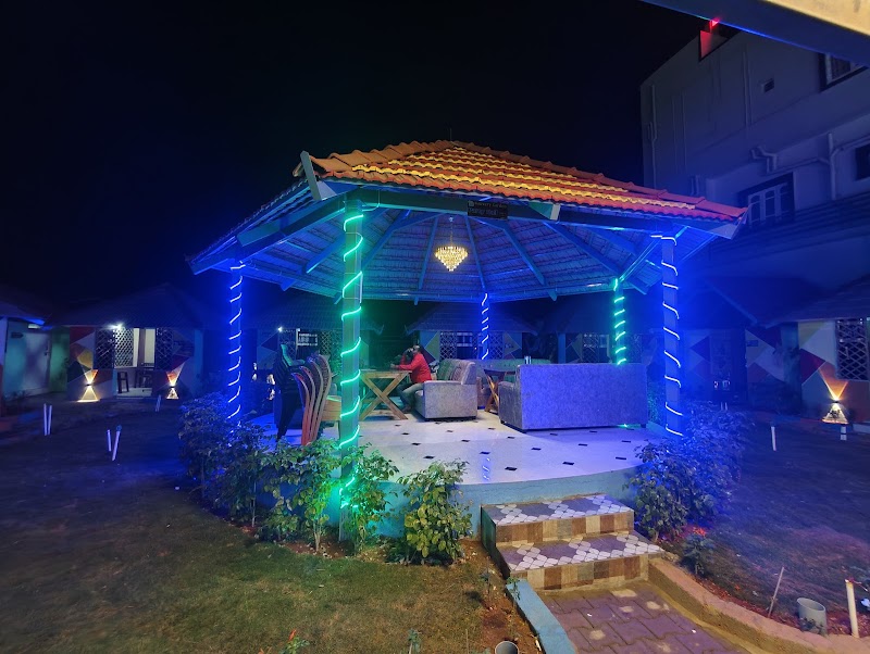 Kaveri Garden Family Restaurant - Kaveri Garden Family Restaurant, 93QF+C22, Malavalli, Karnataka 571430, India