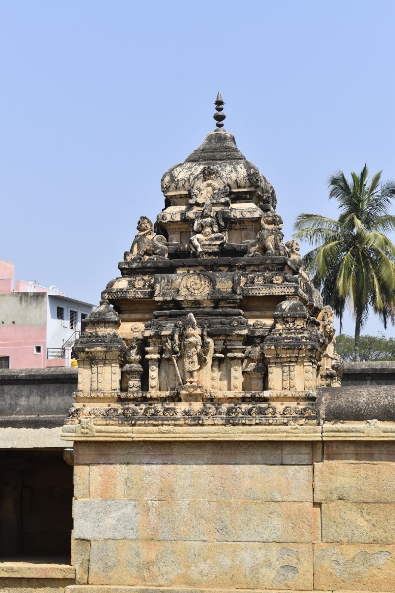 Shri Someshwara Swamy Temple (Kolar). - Shri Someshwara Swamy Temple (Kolar). 44PQ+X7X, Fort Area, Kolar, Karnataka 563101, India