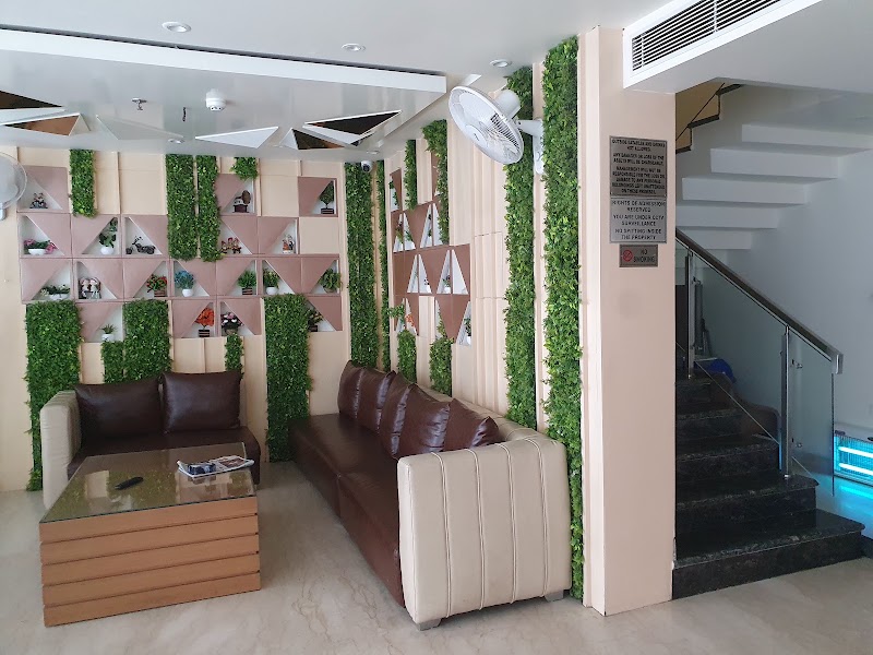 Hotel D Silver Leaf - Hotel D Silver Leaf Opposite Flyover Pillar No.34 LALKUAN road, 82/16, Guru Govind Singh Marg, 226001, Lalkuan, Lucknow, Uttar Pradesh 226001, India