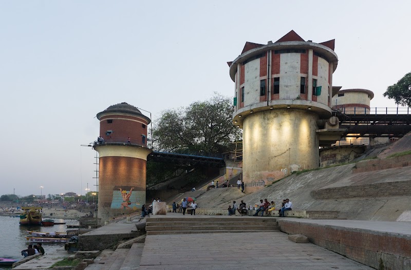 Bhadaini Ghat - Bhadaini Ghat Ghats of Varanasi, Bhadaini ghat, Shivala, Varanasi, Uttar Pradesh 221001, India