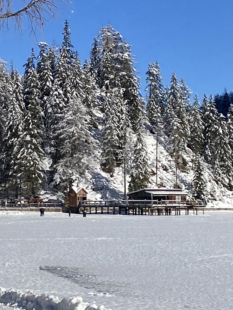 Chalet Lago di Braies - Chalet Lago di Braies, St.Veit, 27, 39030 Braies BZ, Italy