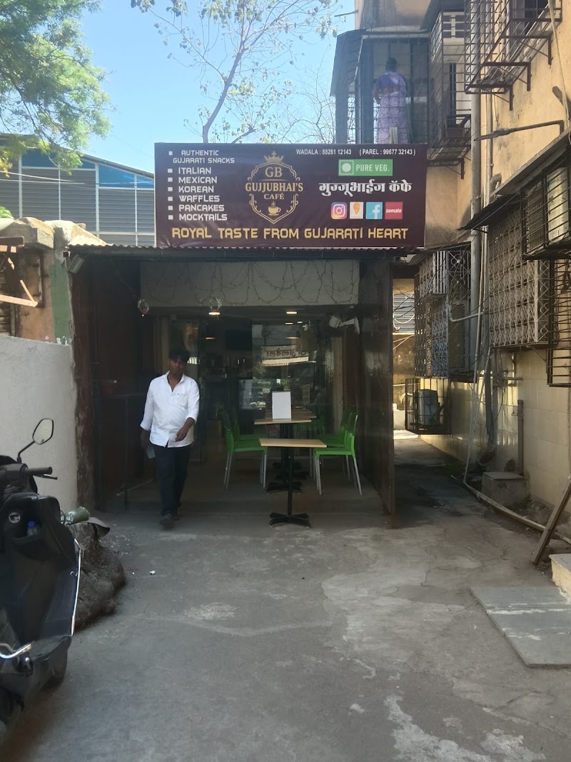 GujjuBhai's Cafe