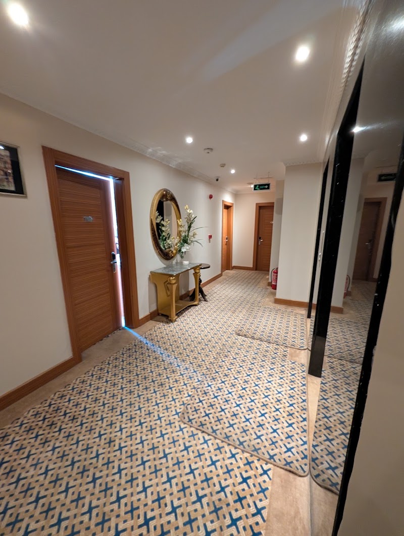 Grand Rosa Hotel - Grand Rosa Hotel, Mimar Kemalettin, Tiyatro Cd. No:10, 34130 Fatih/İstanbul, Türkiye