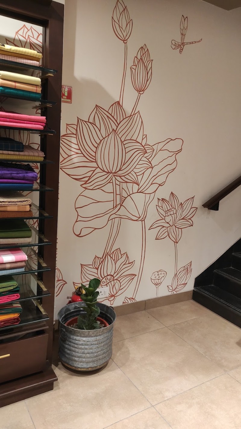 Taneira Sarees (Gariahat, Kolkata) - Taneira Sarees (Gariahat, Kolkata), shop no.95, 1B, Rash Behari Ave, beside Priya Cinema, Manoharpukur, Gariahat, Kolkata, West Bengal 700029, India