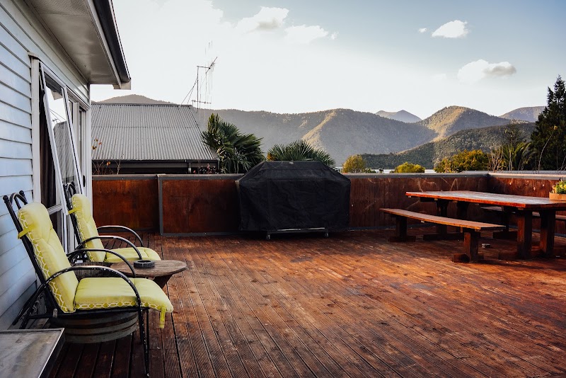 Bluemoon Lodge - Bluemoon Lodge, 48 Main Road, Havelock 7100, New Zealand