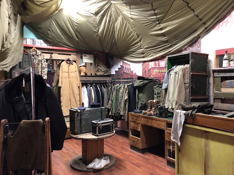 Melrose Vintage Ginori - Melrose Vintage Ginori, Via de' Ginori, 18r, 50123 Firenze FI, Italy