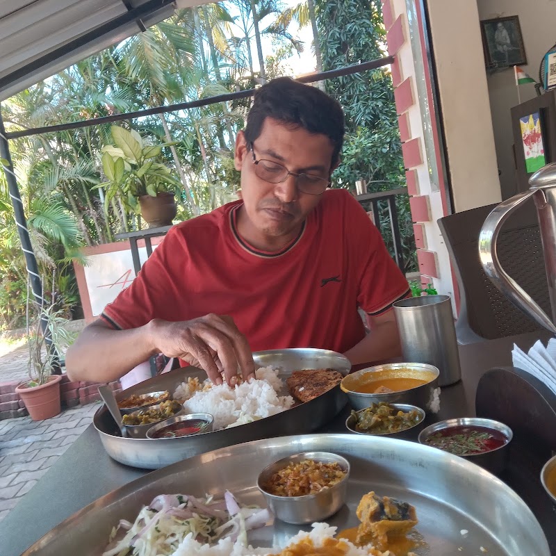 White Pepper Restaurant - White Pepper Restaurant Symphony building, near SMRC Hospital, next to Trilex Diving School, Chicalim, Goa 403711, India