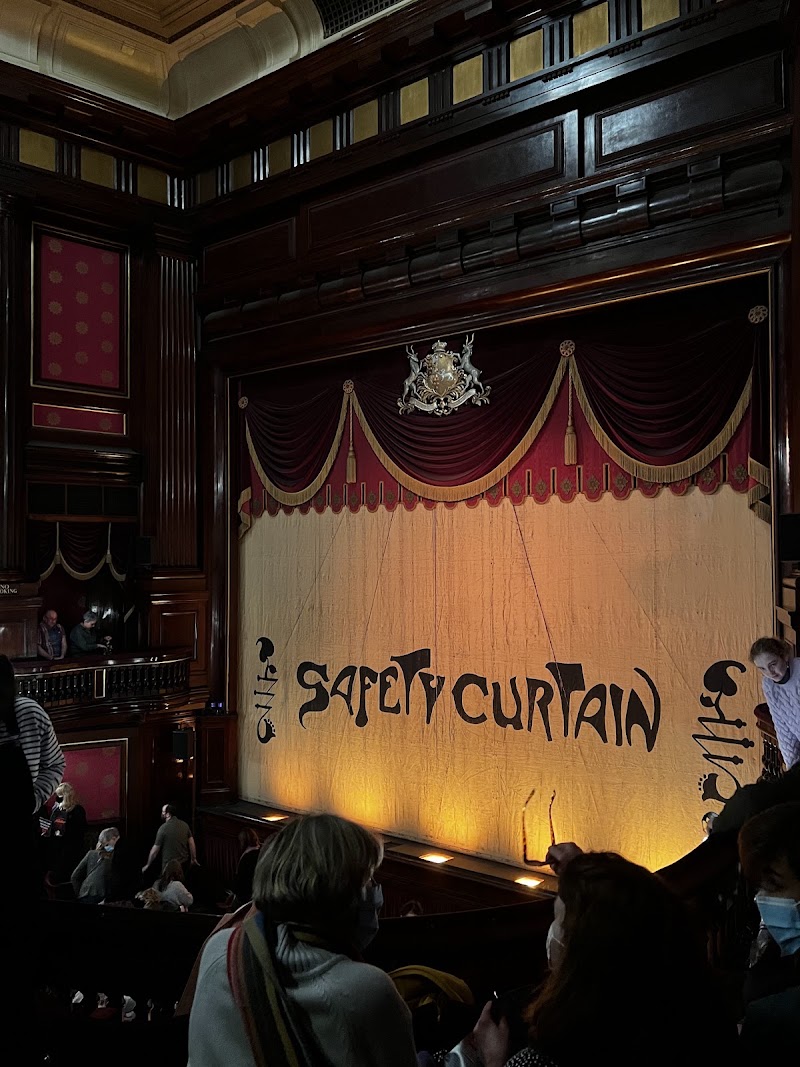 St. Martin's Theatre - St. Martin's Theatre West St, London WC2H 9NZ, UK