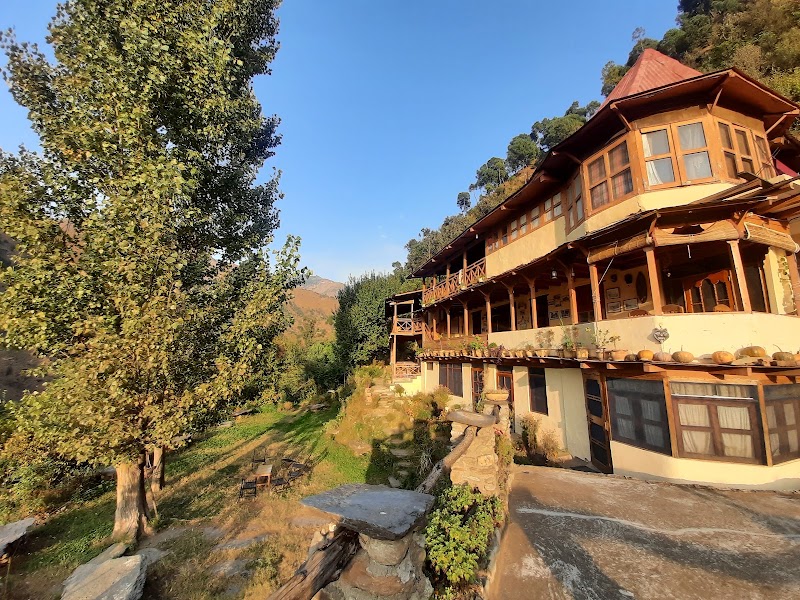 Himalayan Orchard Huts