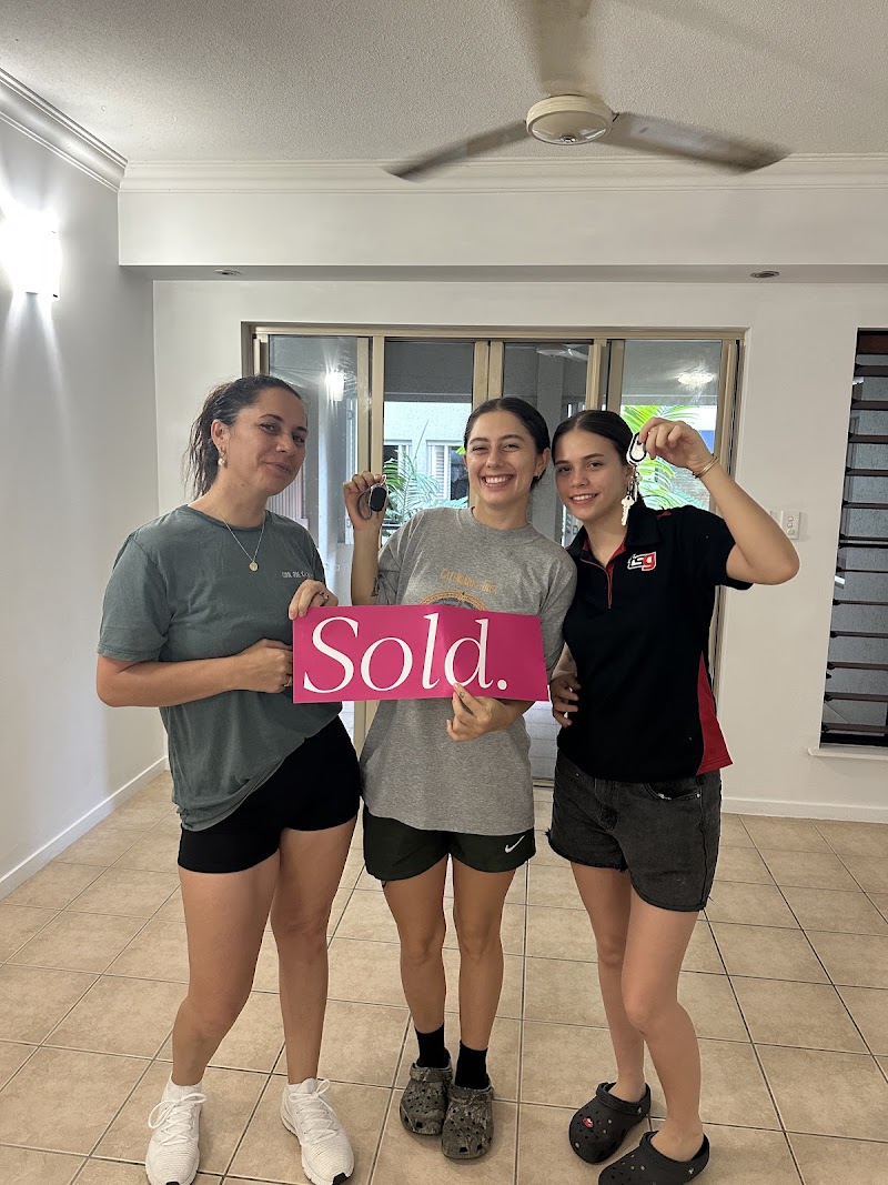 Nicole Bragg | Ray White | Cairns - Nicole Bragg | Ray White | Cairns 86-88 Woodward St, Edge Hill QLD 4870, Australia