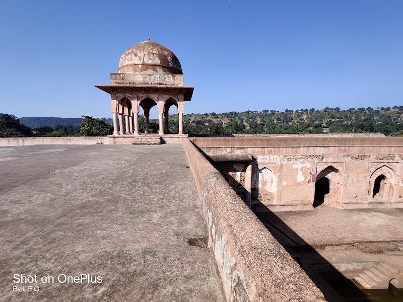 Baz Bahadur's Palace - Baz Bahadur's Palace, 8C75+F76, Mandav, Madhya Pradesh 454010, India