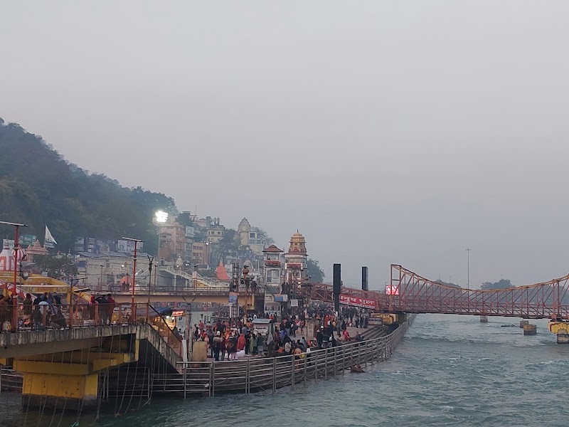 Shri Ganga Mandir - Shri Ganga Mandir X54C+VG8, Har Ki Pauri, Haridwar, Uttarakhand 249401, India