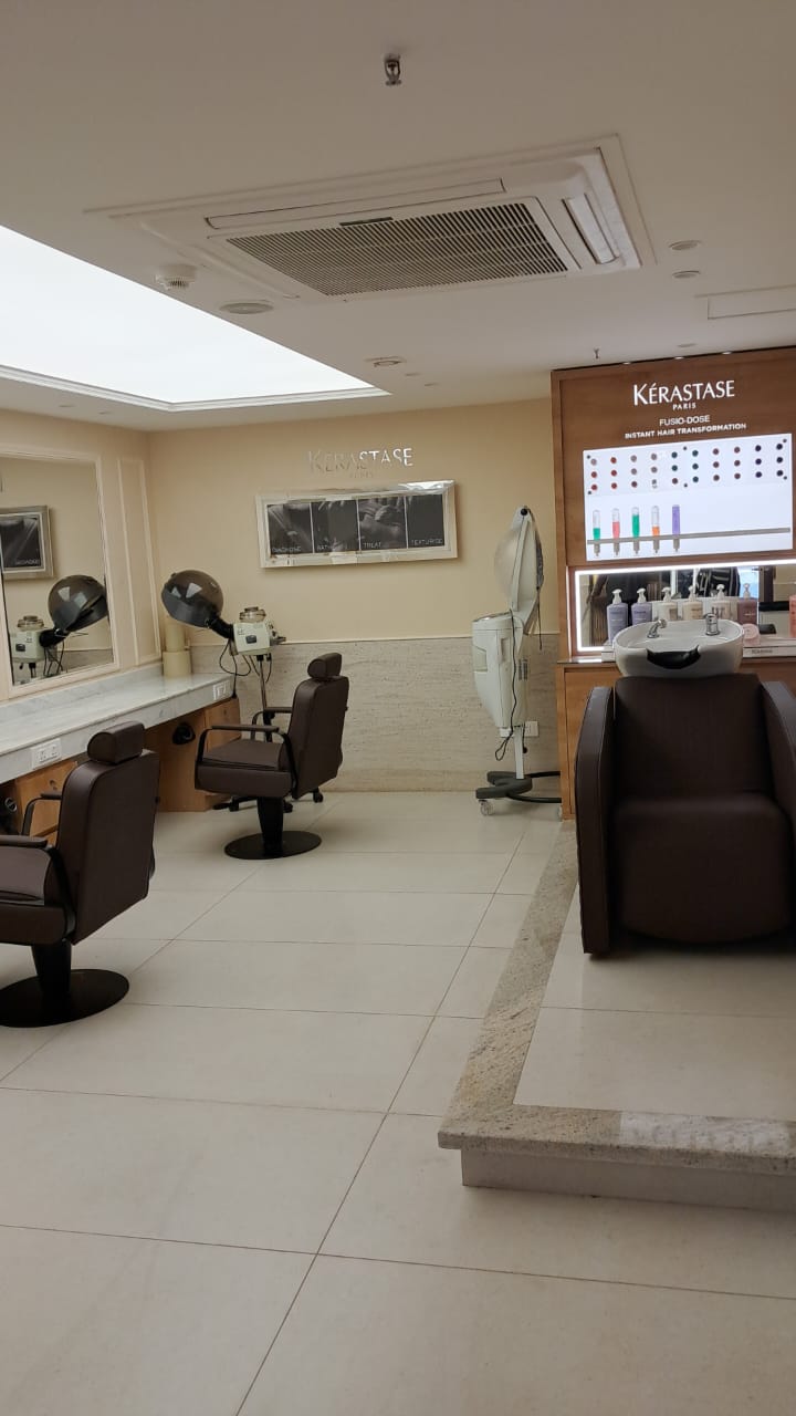 Geetanjali Salon - Good Earth Sixty9 Mall, Gurugram - Geetanjali Salon - Good Earth Sixty9 Mall, Gurugram Ground Floor, Good Earth Sixty9 Mall, nearby Blue Stone, Gurugram, Haryana 122101, India