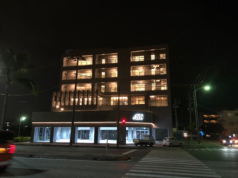 ARAHA STAY - ARAHA STAY 1-chōme-12-1 町北前 Chatan, Nakagami District, Okinawa 904-0117, Japan