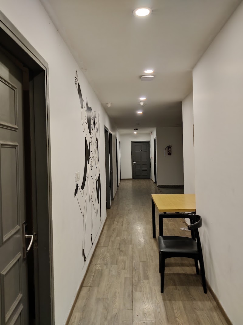 Hotel White Saffron By F9 Hotels - Hotel White Saffron By F9 Hotels 182, Vaishali, Dakshini Pitampura, Pitampura, New Delhi, Delhi, 110034, India