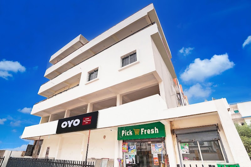 Hotel O The Crown Inn - Hotel O The Crown Inn Plot No-1, East Gola Raod, St, Karen's School, Chandra Shekhar Nagar More, near Shubham Friends Marriage Hall, Vivek Vihar Colony, Danapur, Patna, Bihar 801503, India