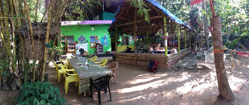 Shiva Garden Home Stays & Apartments