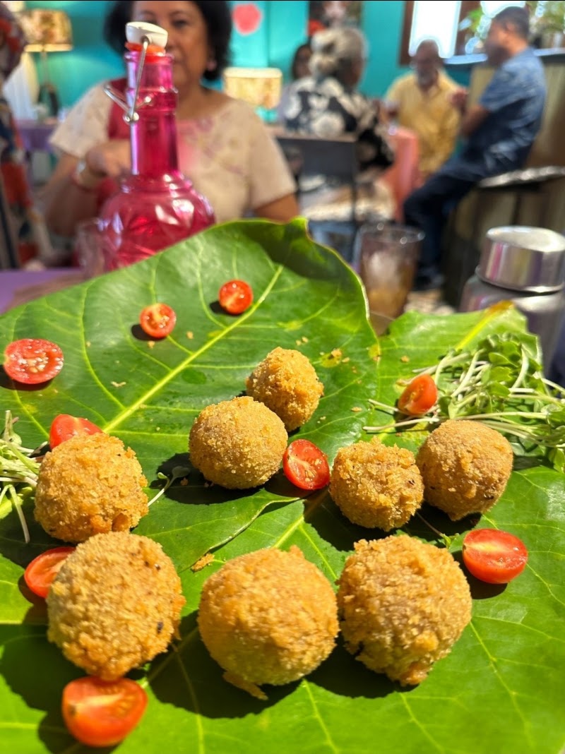 The Green Table - The Green Table 1340, Bouta Waddo, Assagao, Anjuna, Goa 403509, India