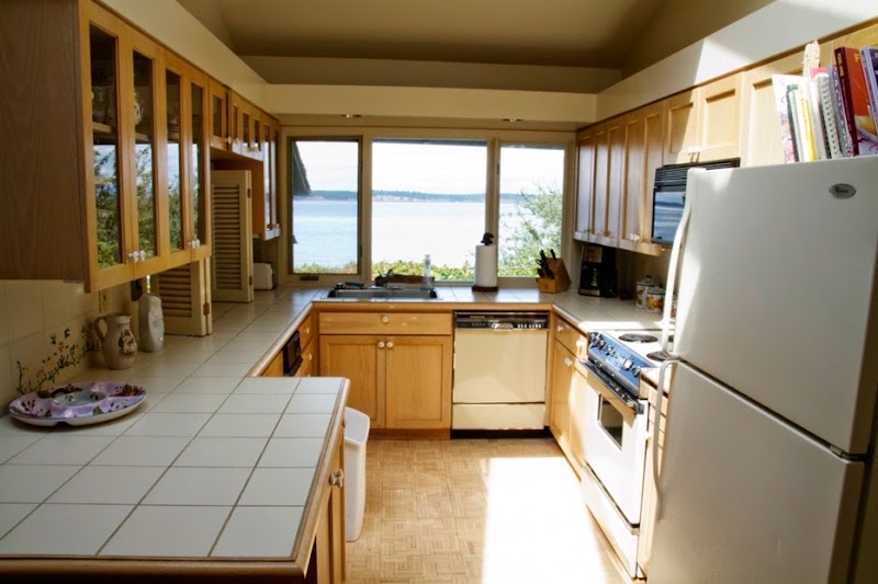 Sanctuary Seaside - Sanctuary Seaside, 271 Sunset Ave, Eastsound, WA 98245, USA