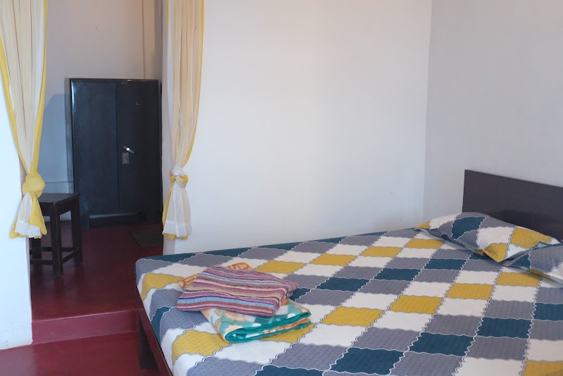 Villa Khatun Guest House - Villa Khatun Guest House Mala Portias Near Bambolkar Building, Chemist, opposite Cleona, Altinho, Panaji, Goa 403001, India
