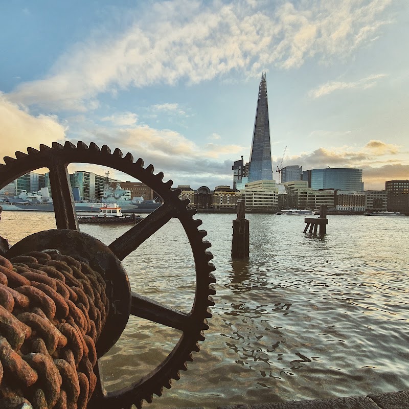 Tower Millennium Pier - Tower Millennium Pier, Lower Thames St, London EC3N 4DT, UK